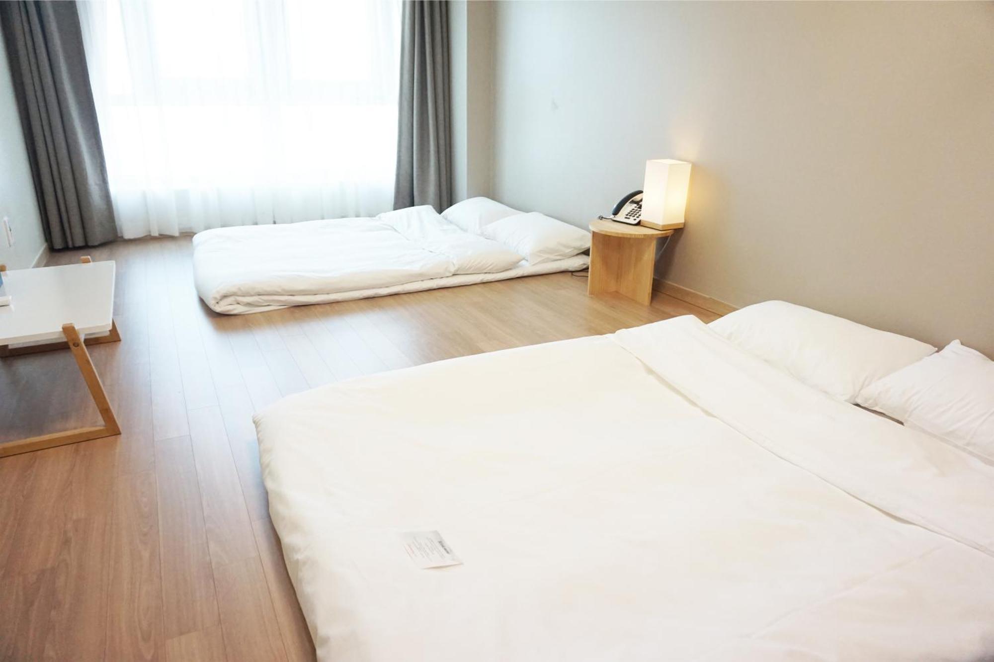 Hotel Marinabay Sokcho Esterno foto