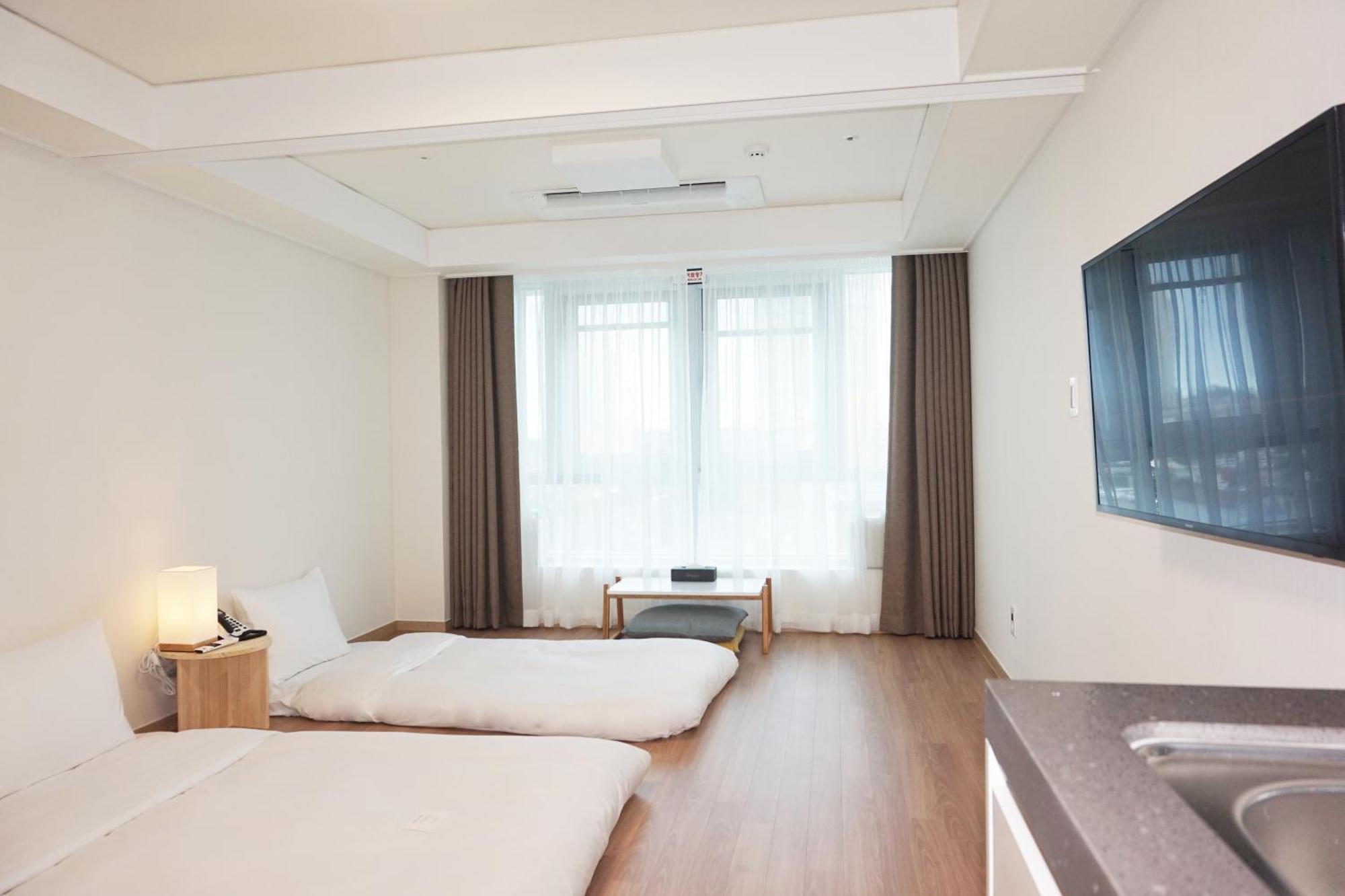 Hotel Marinabay Sokcho Esterno foto